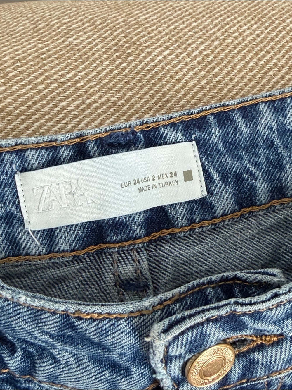 Zara Medium waist Medium Blue Denim Jeans - Picture 3 of 4